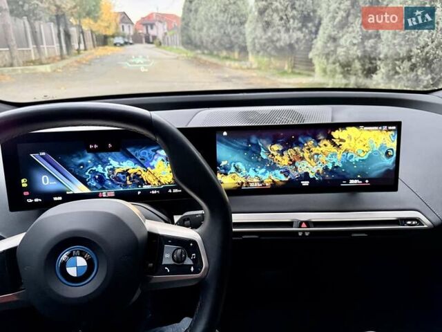 Чорний БМВ iX, об'ємом двигуна 0 л та пробігом 84 тис. км за 48500 $, фото 101 на Automoto.ua