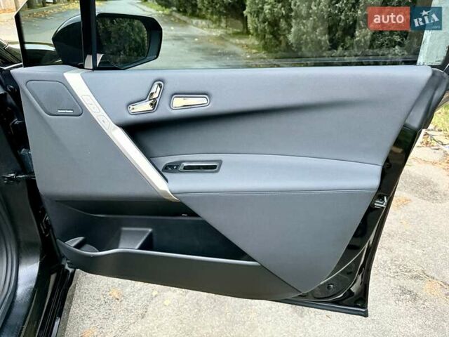 Чорний БМВ iX, об'ємом двигуна 0 л та пробігом 84 тис. км за 48500 $, фото 76 на Automoto.ua