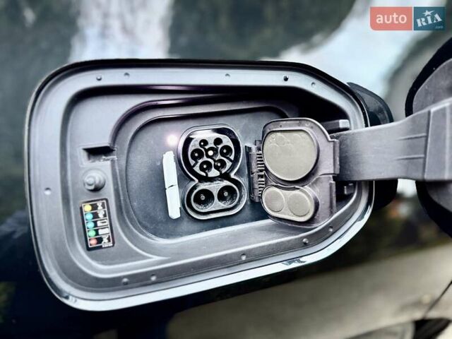 Чорний БМВ iX, об'ємом двигуна 0 л та пробігом 84 тис. км за 48500 $, фото 75 на Automoto.ua