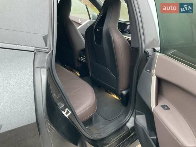 Чорний БМВ iX, об'ємом двигуна 0 л та пробігом 208 тис. км за 36499 $, фото 19 на Automoto.ua