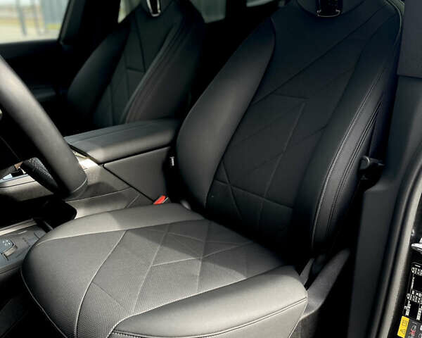 Черный БМВ iX, объемом двигателя 0 л и пробегом 27 тыс. км за 50000 $, фото 61 на Automoto.ua