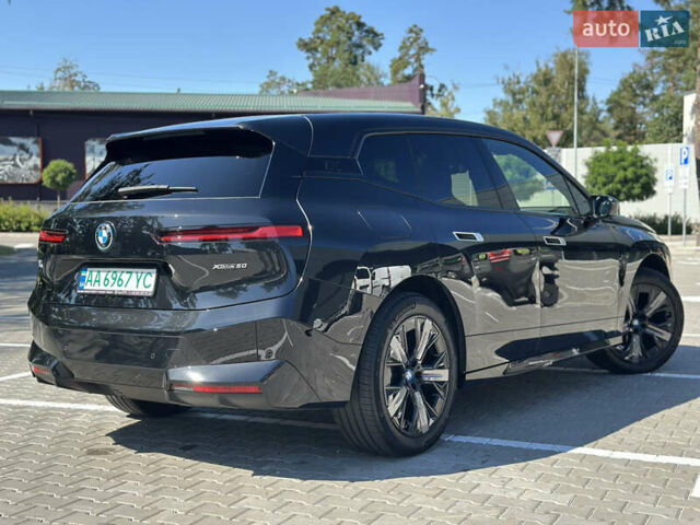 Черный БМВ iX, объемом двигателя 0 л и пробегом 14 тыс. км за 51999 $, фото 18 на Automoto.ua
