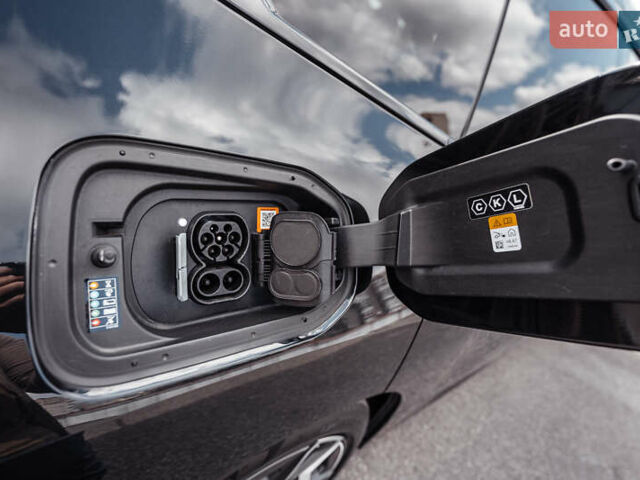 Черный БМВ iX, объемом двигателя 0 л и пробегом 67 тыс. км за 67000 $, фото 35 на Automoto.ua