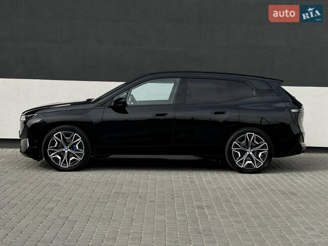 Черный БМВ iX, объемом двигателя 0 л и пробегом 27 тыс. км за 50000 $, фото 34 на Automoto.ua