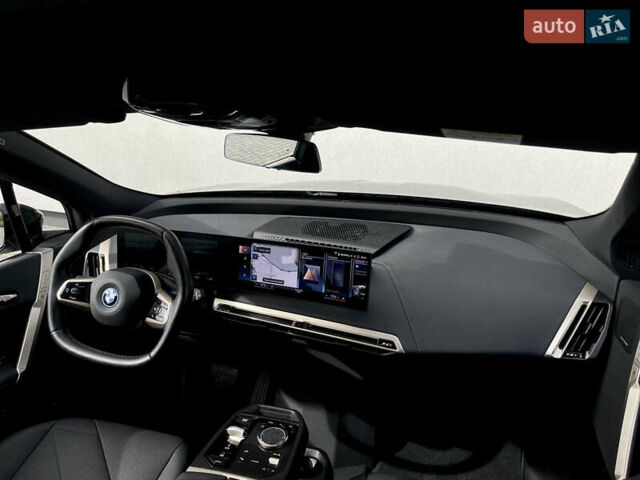 Черный БМВ iX, объемом двигателя 0 л и пробегом 27 тыс. км за 50000 $, фото 52 на Automoto.ua