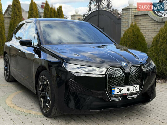 Черный БМВ iX, объемом двигателя 0 л и пробегом 57 тыс. км за 72000 $, фото 38 на Automoto.ua