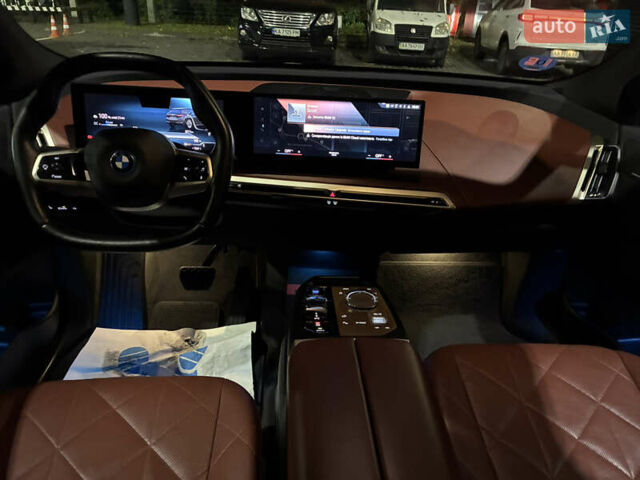 Черный БМВ iX, объемом двигателя 0 л и пробегом 165 тыс. км за 39000 $, фото 22 на Automoto.ua