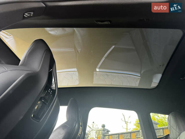 Черный БМВ iX, объемом двигателя 0 л и пробегом 71 тыс. км за 48240 $, фото 30 на Automoto.ua