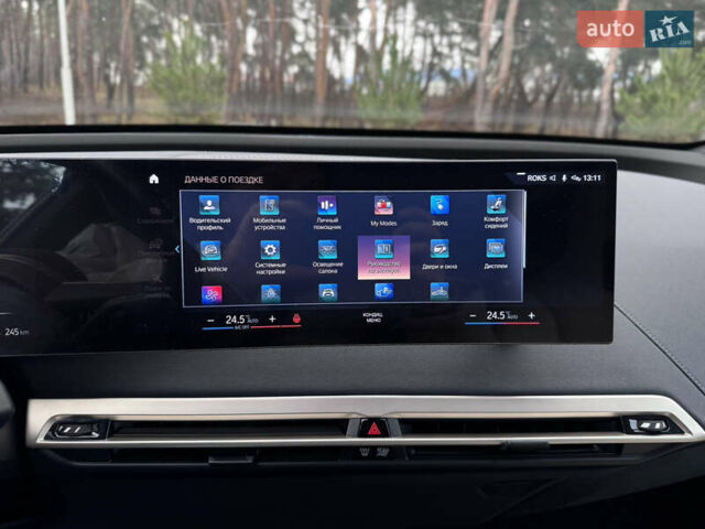 Черный БМВ iX, объемом двигателя 0 л и пробегом 18 тыс. км за 45900 $, фото 28 на Automoto.ua