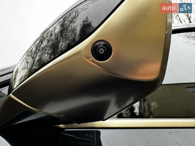 Черный БМВ iX, объемом двигателя 0 л и пробегом 71 тыс. км за 48240 $, фото 12 на Automoto.ua