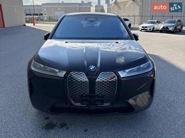 Черный БМВ iX, объемом двигателя 0 л и пробегом 93 тыс. км за 49999 $, фото 5 на Automoto.ua