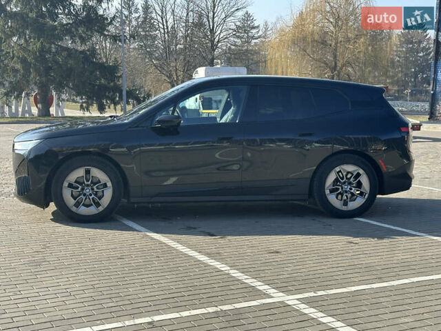 Черный БМВ iX, объемом двигателя 0 л и пробегом 113 тыс. км за 47500 $, фото 4 на Automoto.ua