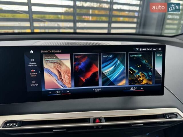 Черный БМВ iX, объемом двигателя 0 л и пробегом 45 тыс. км за 68700 $, фото 23 на Automoto.ua