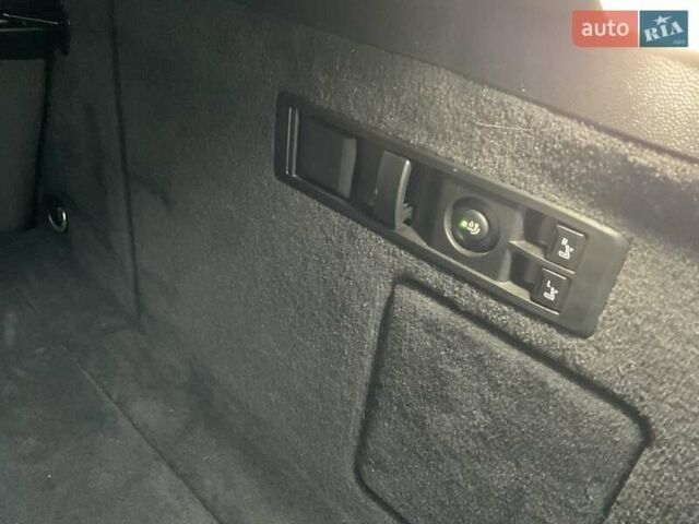 Чорний БМВ iX, об'ємом двигуна 0 л та пробігом 208 тис. км за 36499 $, фото 17 на Automoto.ua