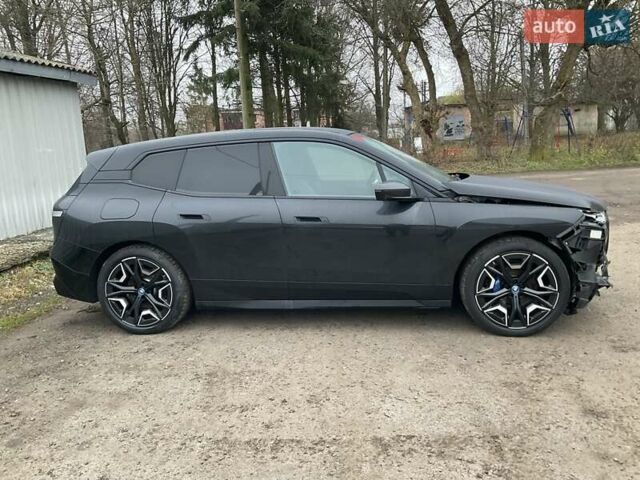 Чорний БМВ iX, об'ємом двигуна 0 л та пробігом 208 тис. км за 36499 $, фото 3 на Automoto.ua