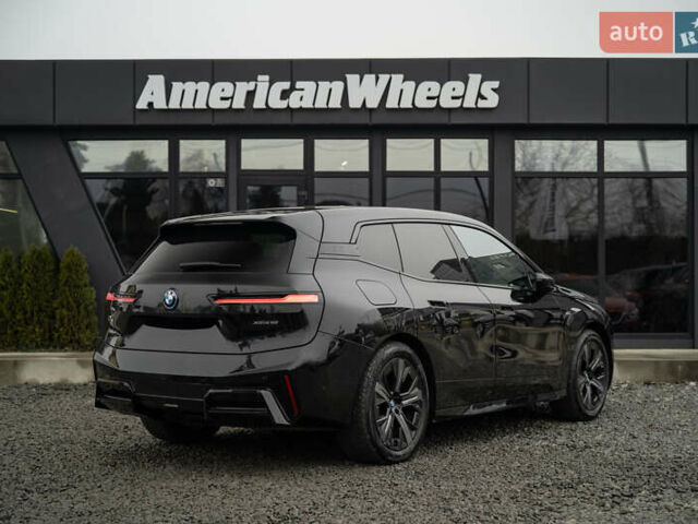 Черный БМВ iX, объемом двигателя 0 л и пробегом 40 тыс. км за 59900 $, фото 4 на Automoto.ua