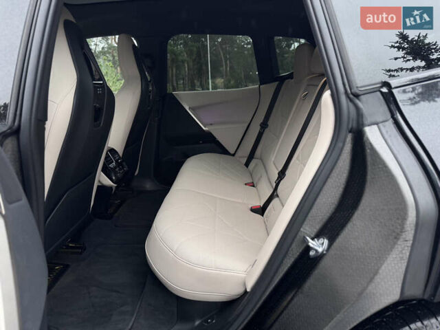 Черный БМВ iX, объемом двигателя 0 л и пробегом 18 тыс. км за 45900 $, фото 47 на Automoto.ua