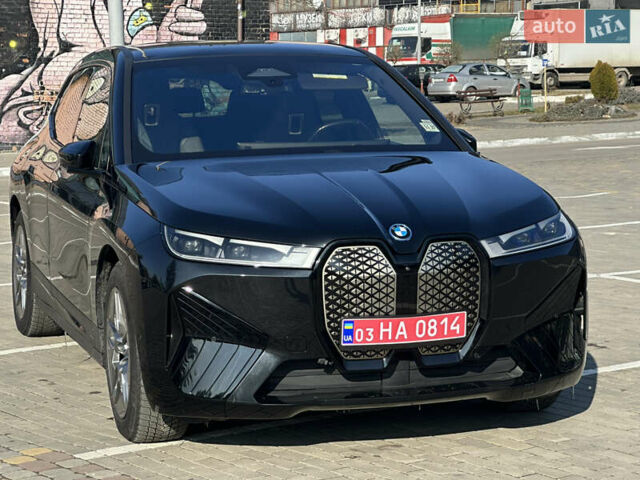 Черный БМВ iX, объемом двигателя 0 л и пробегом 113 тыс. км за 47500 $, фото 13 на Automoto.ua
