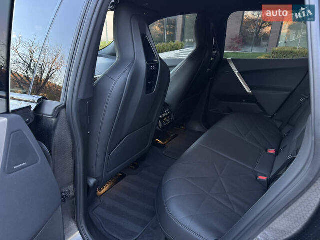 Черный БМВ iX, объемом двигателя 0 л и пробегом 125 тыс. км за 42800 $, фото 26 на Automoto.ua