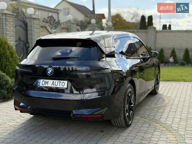 Черный БМВ iX, объемом двигателя 0 л и пробегом 57 тыс. км за 72000 $, фото 3 на Automoto.ua