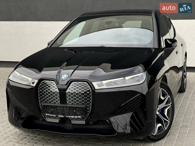 Черный БМВ iX, объемом двигателя 0 л и пробегом 27 тыс. км за 50000 $, фото 5 на Automoto.ua