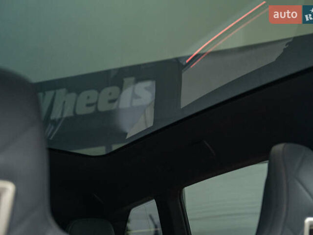 Черный БМВ iX, объемом двигателя 0 л и пробегом 40 тыс. км за 59900 $, фото 45 на Automoto.ua