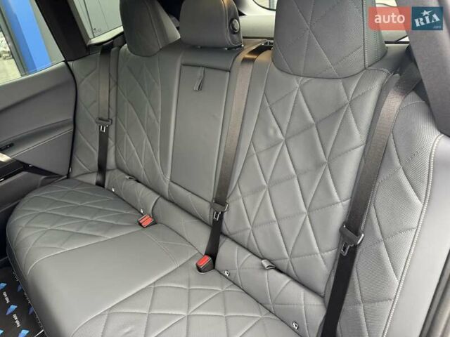 Черный БМВ iX, объемом двигателя 0 л и пробегом 45 тыс. км за 68700 $, фото 32 на Automoto.ua