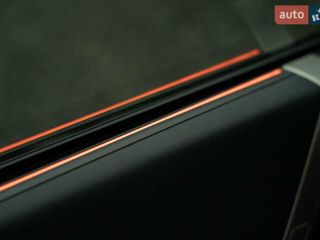 Черный БМВ iX, объемом двигателя 0 л и пробегом 40 тыс. км за 59900 $, фото 42 на Automoto.ua