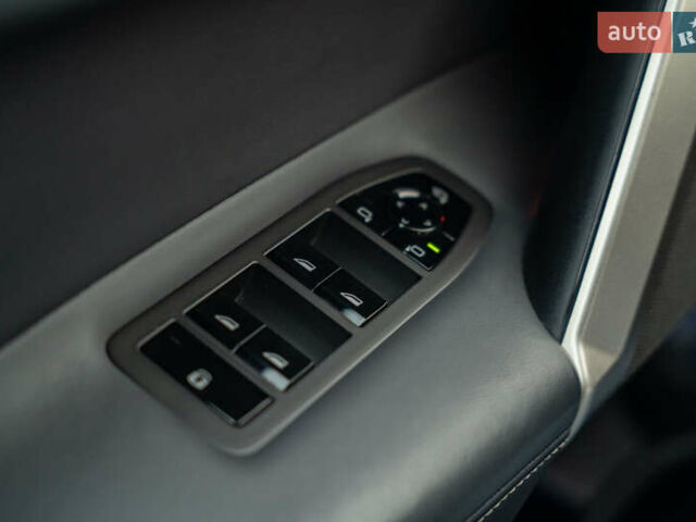 Черный БМВ iX, объемом двигателя 0 л и пробегом 40 тыс. км за 59900 $, фото 26 на Automoto.ua