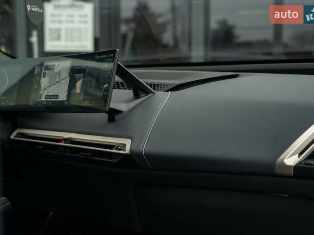 Черный БМВ iX, объемом двигателя 0 л и пробегом 40 тыс. км за 59900 $, фото 43 на Automoto.ua