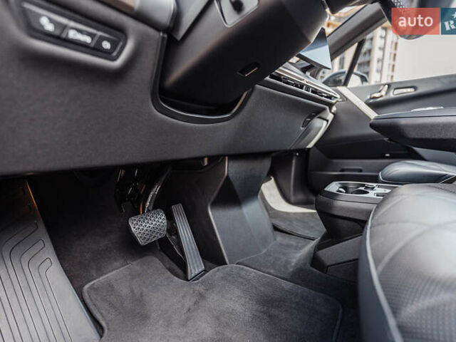 Черный БМВ iX, объемом двигателя 0 л и пробегом 67 тыс. км за 67000 $, фото 61 на Automoto.ua