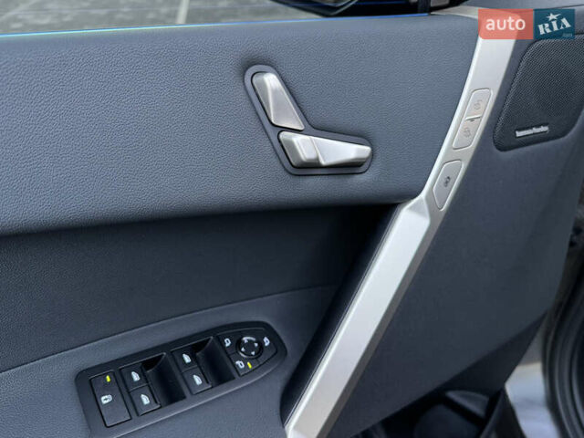 Черный БМВ iX, объемом двигателя 0 л и пробегом 125 тыс. км за 42800 $, фото 55 на Automoto.ua
