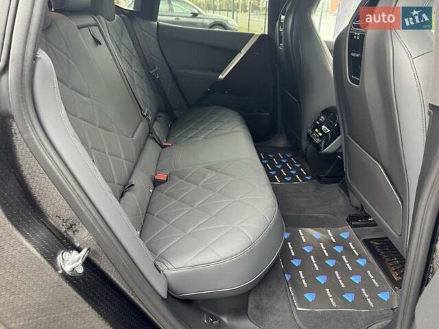 Черный БМВ iX, объемом двигателя 0 л и пробегом 45 тыс. км за 68700 $, фото 39 на Automoto.ua