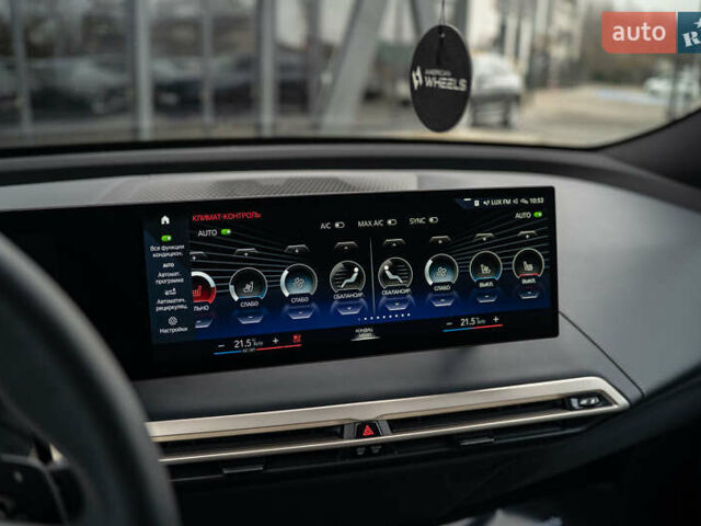 Черный БМВ iX, объемом двигателя 0 л и пробегом 40 тыс. км за 59900 $, фото 38 на Automoto.ua