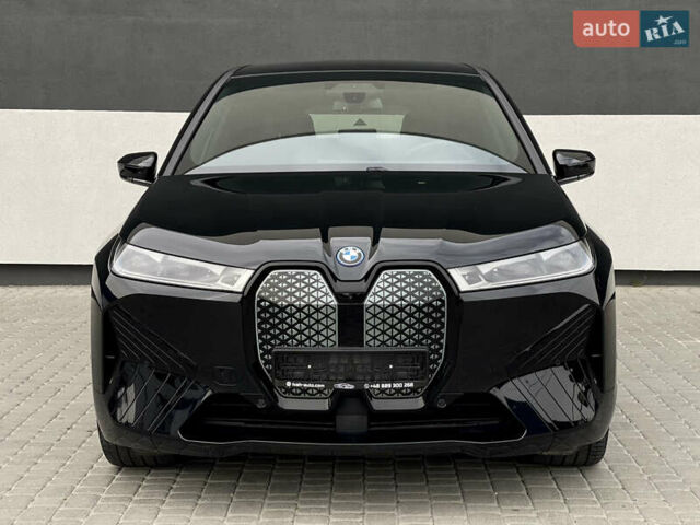 Черный БМВ iX, объемом двигателя 0 л и пробегом 27 тыс. км за 50000 $, фото 9 на Automoto.ua