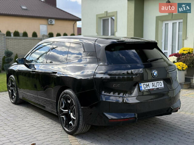 Черный БМВ iX, объемом двигателя 0 л и пробегом 57 тыс. км за 72000 $, фото 28 на Automoto.ua