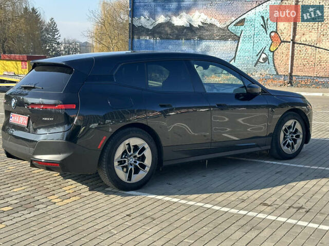 Черный БМВ iX, объемом двигателя 0 л и пробегом 113 тыс. км за 47500 $, фото 18 на Automoto.ua