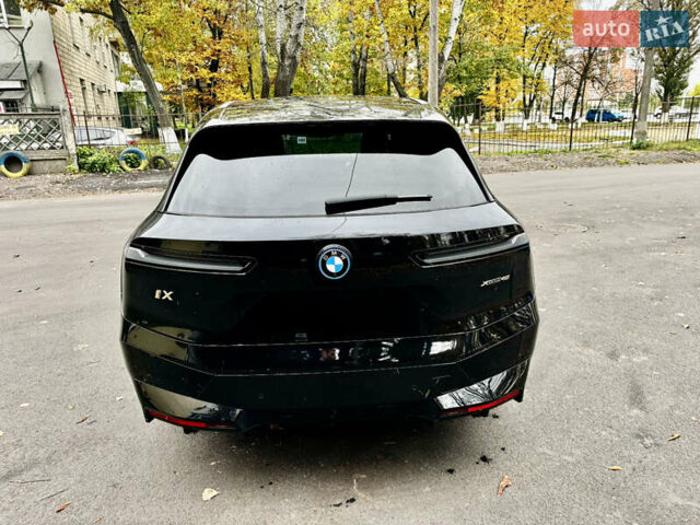 Черный БМВ iX, объемом двигателя 0 л и пробегом 71 тыс. км за 48240 $, фото 17 на Automoto.ua