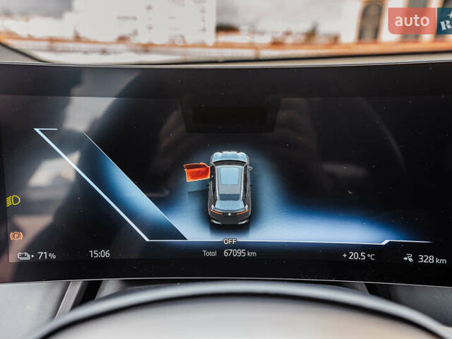 Черный БМВ iX, объемом двигателя 0 л и пробегом 67 тыс. км за 67000 $, фото 68 на Automoto.ua