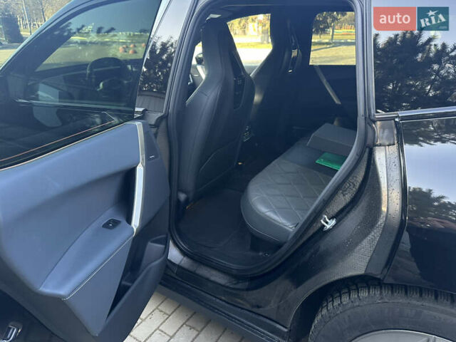 Черный БМВ iX, объемом двигателя 0 л и пробегом 113 тыс. км за 47500 $, фото 23 на Automoto.ua