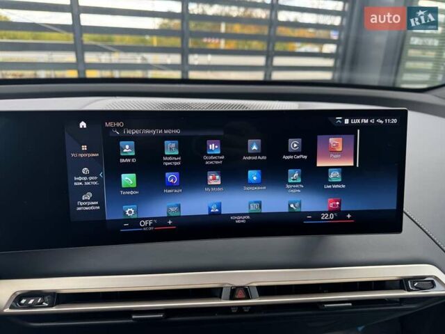 Черный БМВ iX, объемом двигателя 0 л и пробегом 45 тыс. км за 68700 $, фото 25 на Automoto.ua