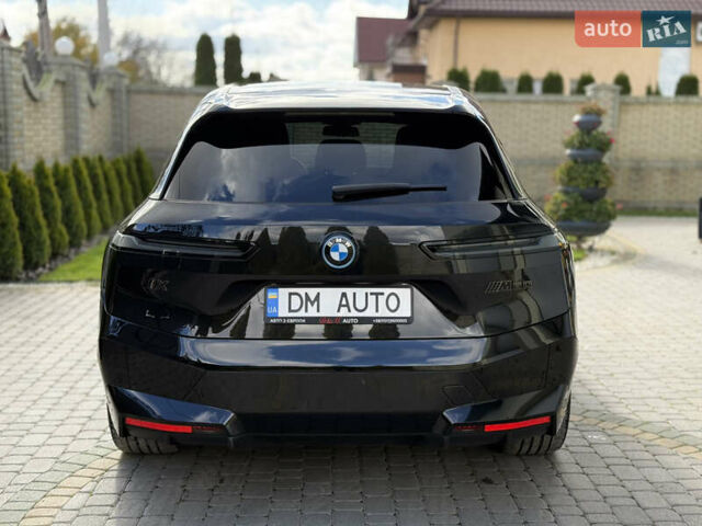 Черный БМВ iX, объемом двигателя 0 л и пробегом 57 тыс. км за 72000 $, фото 26 на Automoto.ua