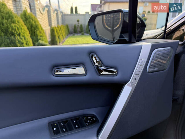 Черный БМВ iX, объемом двигателя 0 л и пробегом 57 тыс. км за 72000 $, фото 42 на Automoto.ua