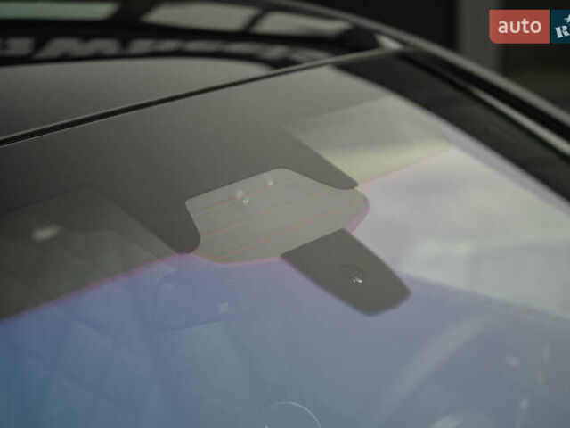 Черный БМВ iX, объемом двигателя 0 л и пробегом 40 тыс. км за 59900 $, фото 11 на Automoto.ua