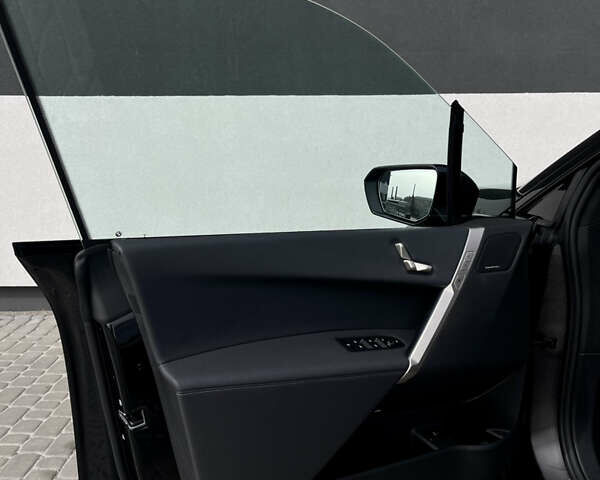 Черный БМВ iX, объемом двигателя 0 л и пробегом 27 тыс. км за 50000 $, фото 53 на Automoto.ua