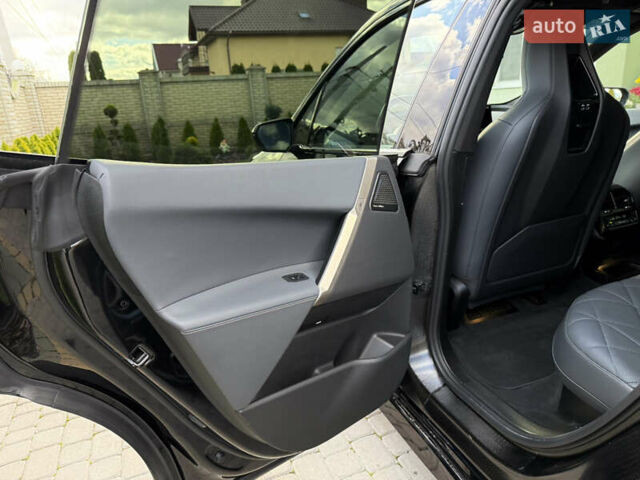 Черный БМВ iX, объемом двигателя 0 л и пробегом 57 тыс. км за 72000 $, фото 88 на Automoto.ua