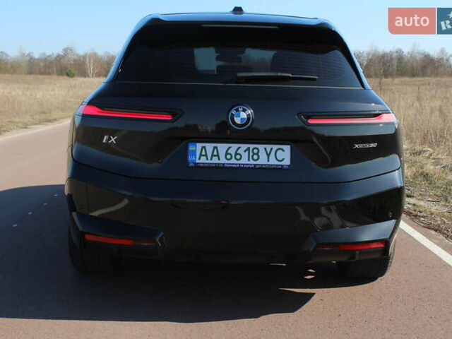 Черный БМВ iX, объемом двигателя 0 л и пробегом 79 тыс. км за 59700 $, фото 7 на Automoto.ua