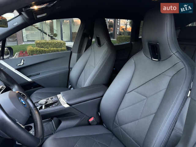 Черный БМВ iX, объемом двигателя 0 л и пробегом 125 тыс. км за 42800 $, фото 52 на Automoto.ua