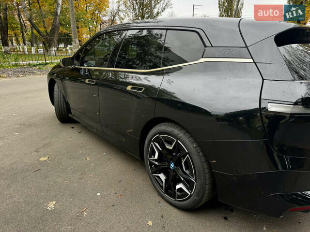 Черный БМВ iX, объемом двигателя 0 л и пробегом 71 тыс. км за 48240 $, фото 14 на Automoto.ua