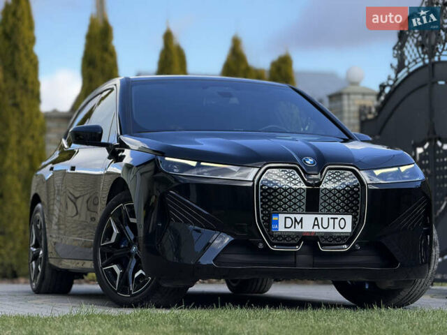 Черный БМВ iX, объемом двигателя 0 л и пробегом 57 тыс. км за 72000 $, фото 8 на Automoto.ua